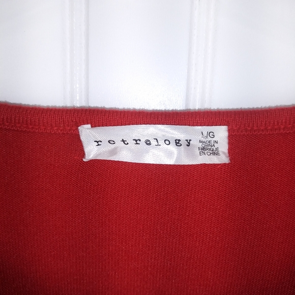 Retrelogy Women's Red Sweater Embellished Size L - Picture 2 of 6